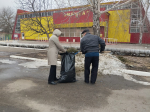 Сотрудники районного Дома культуры приняли участие в субботнике