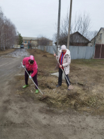 Педагоги Дома детского творчества приняли участие в субботнике