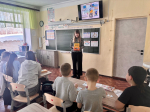 СпециалистомМалосердобинской центральной районной библиотекипроведенаигра-безопасность«Территория безопасного интернета»